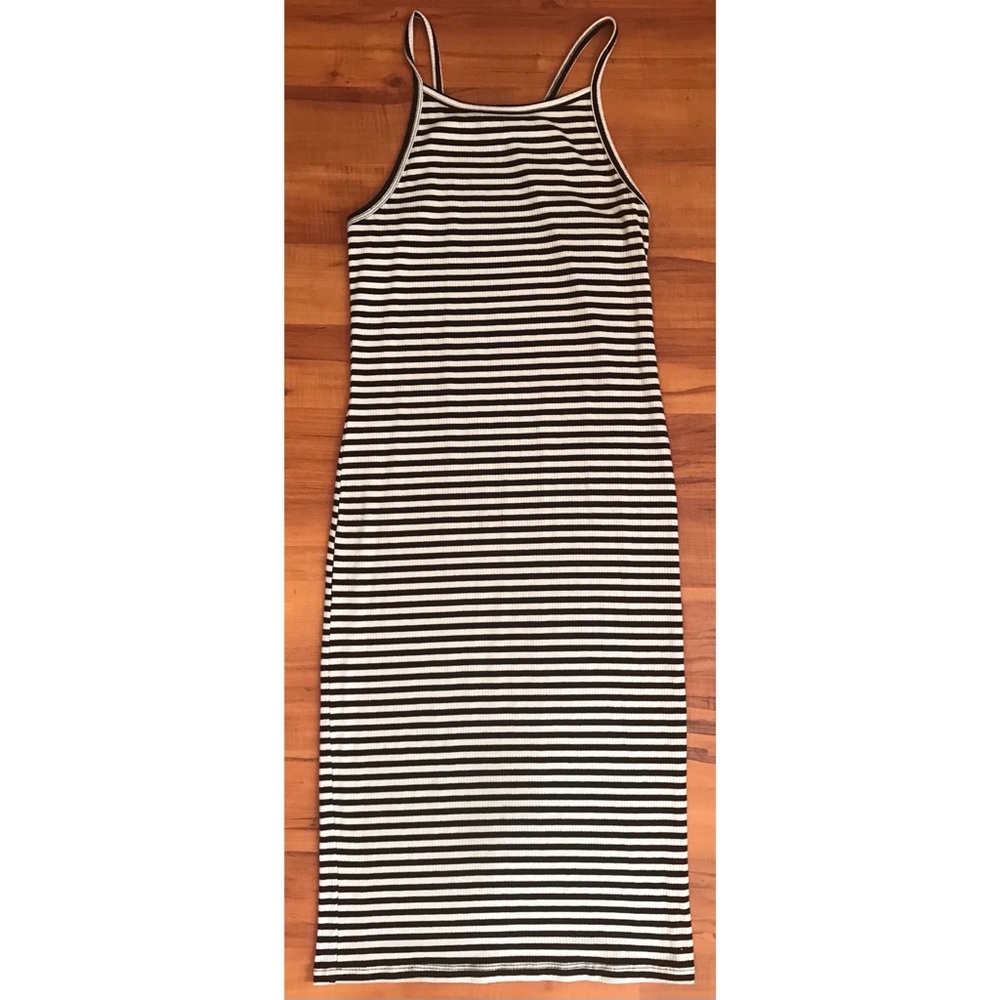striped large black & white midi dress